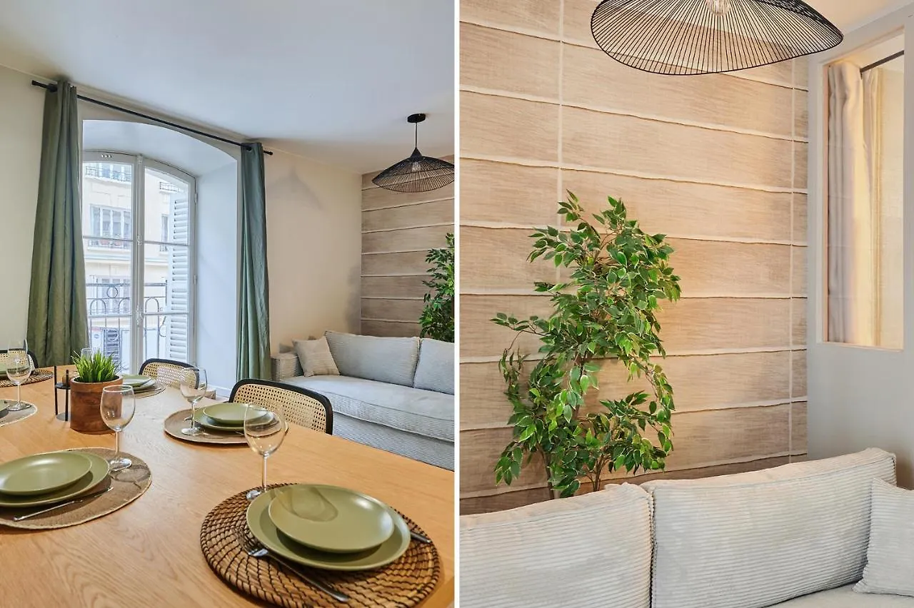 Centrer Of By Prestige Apartment